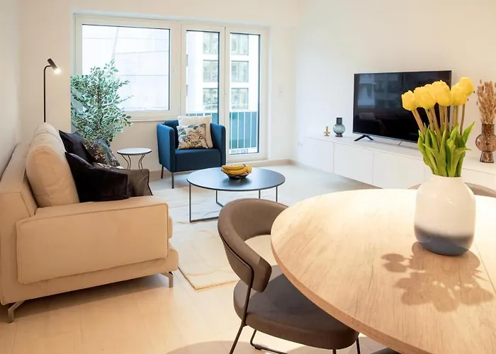 Hamilius Center By Rentaroo Appartement *