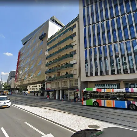 Hamilius Center By Rentaroo *