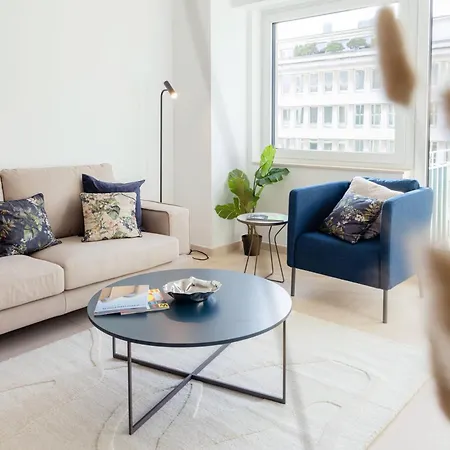 Hamilius Center By Rentaroo Apartment