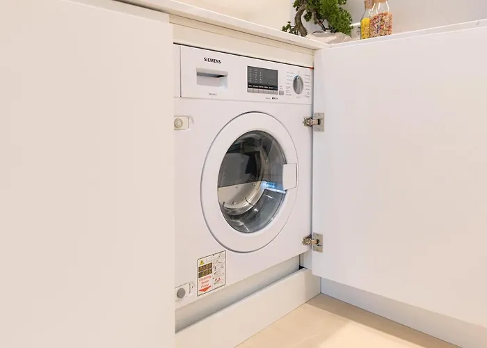 Hamilius Center By Rentaroo Люксембург