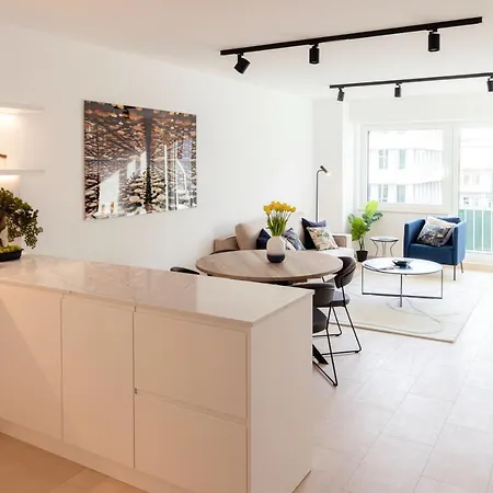 Hamilius Center By Rentaroo