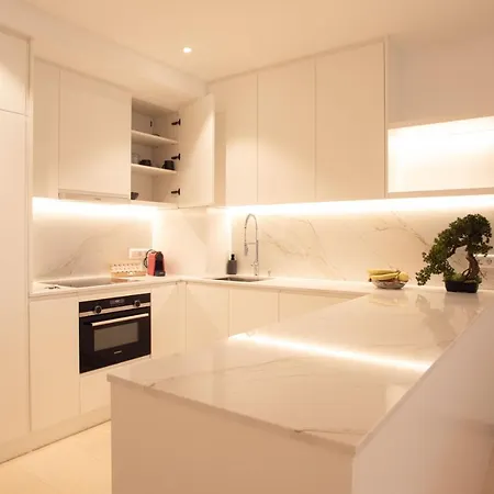 Hamilius Center By Rentaroo 公寓